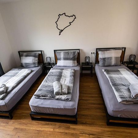 Suedschleife Appartements - App. 2 - Wlan - Direkt Am Ring Reimerath Dış mekan fotoğraf