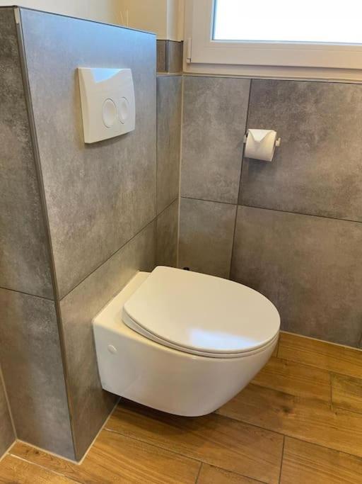 Suedschleife Appartements - App. 2 - Wlan - Direkt Am Ring Reimerath Dış mekan fotoğraf