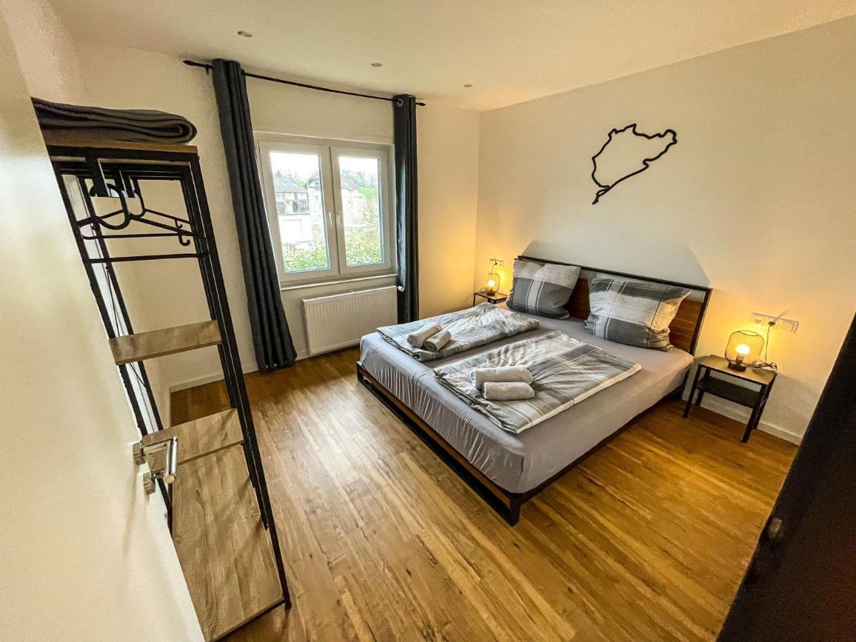 Suedschleife Appartements - App. 2 - Wlan - Direkt Am Ring Reimerath Dış mekan fotoğraf