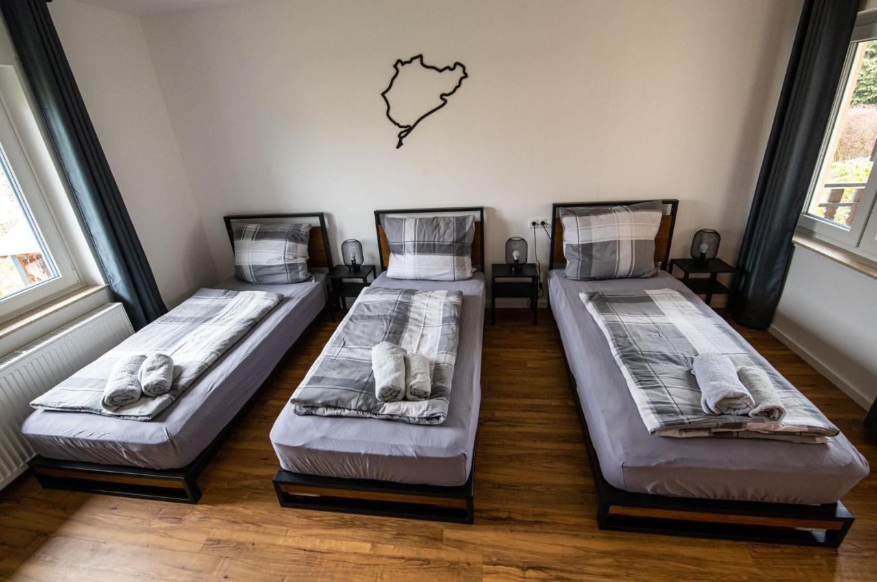 Suedschleife Appartements - App. 2 - Wlan - Direkt Am Ring Reimerath Dış mekan fotoğraf